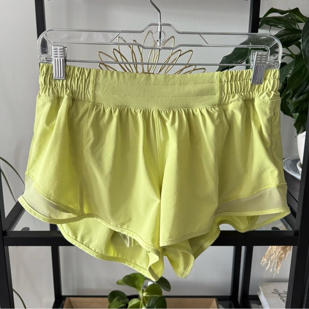 Lululemon Hotty Hot Short II 2.5" Lemon Vibe Yellow Shorts Women’s 8 Regular - Picture 2 of 9